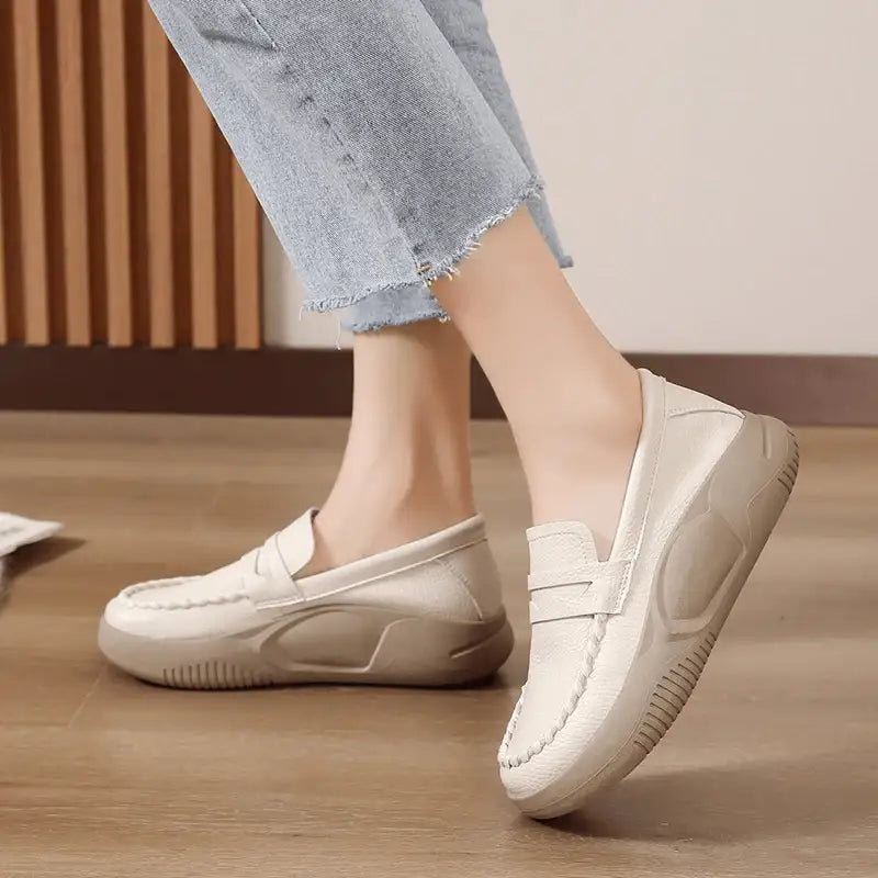 Soft-soled pure cowhide corrective loafers